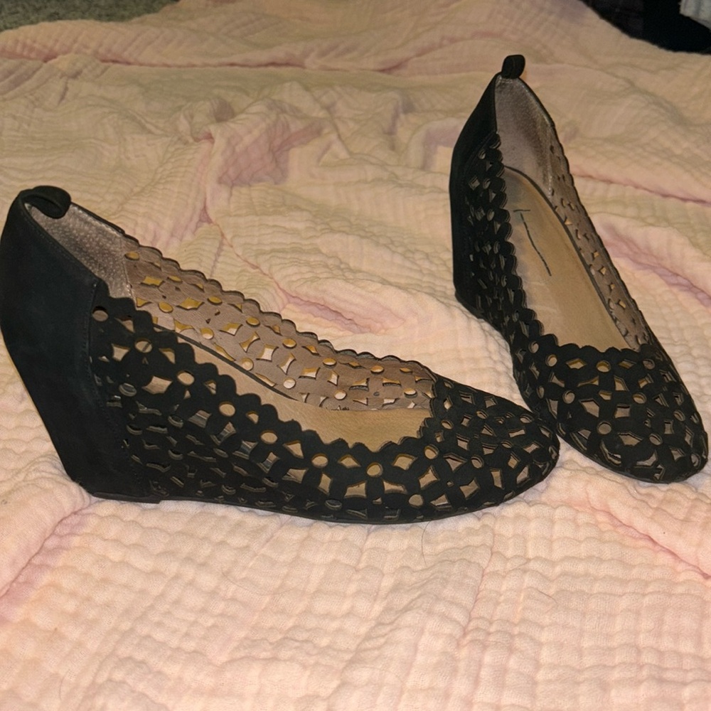 Jeffrey Campbell size 9 black cut out wedges